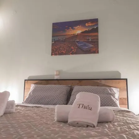 Apartment Thea *